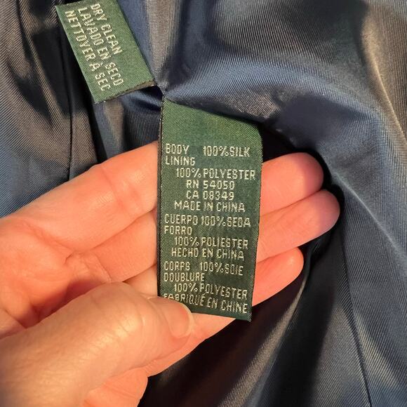 Lauren Ralph Lauren Navy Silk Blazer Women’s Size 8 Classic Two-Button - Picture 5 of 6